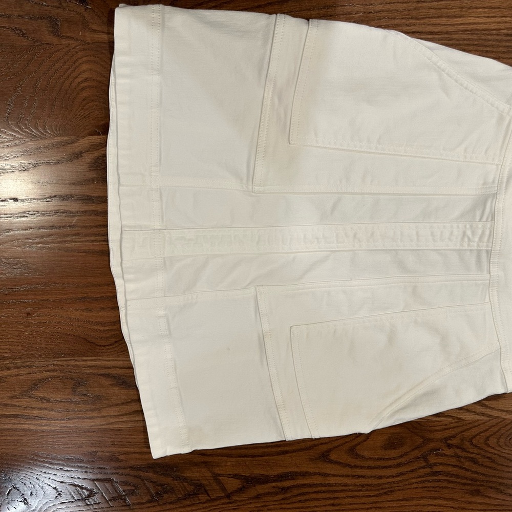 CAbi White Skirt Classic Style